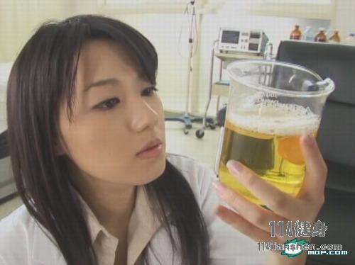 现在<em>喝尿</em>治病被称为尿疗